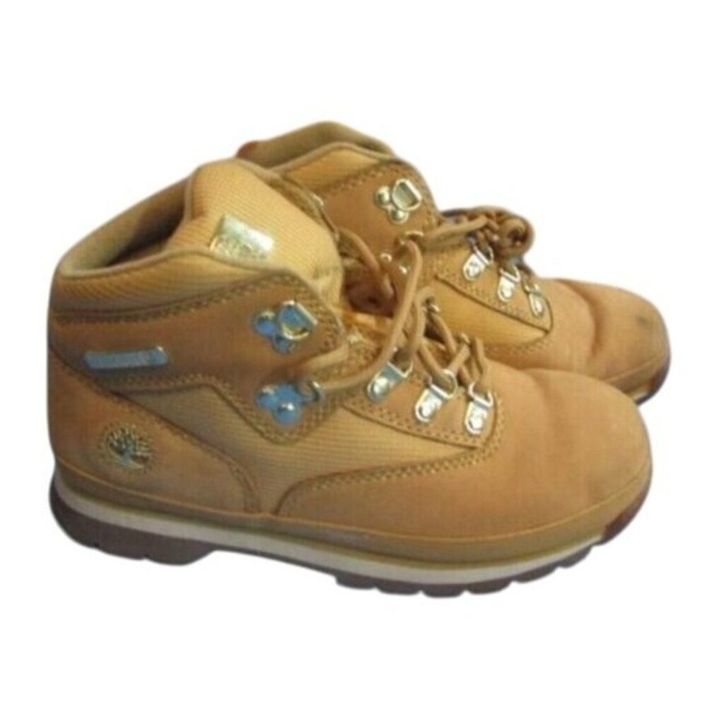 Timberland Boys tan boots Size 3.5 Durable & water resistant quality leather
